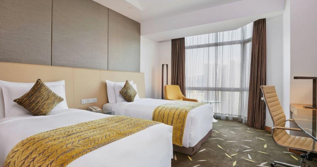 crowne plaza zhongshan wing on city by ihg
