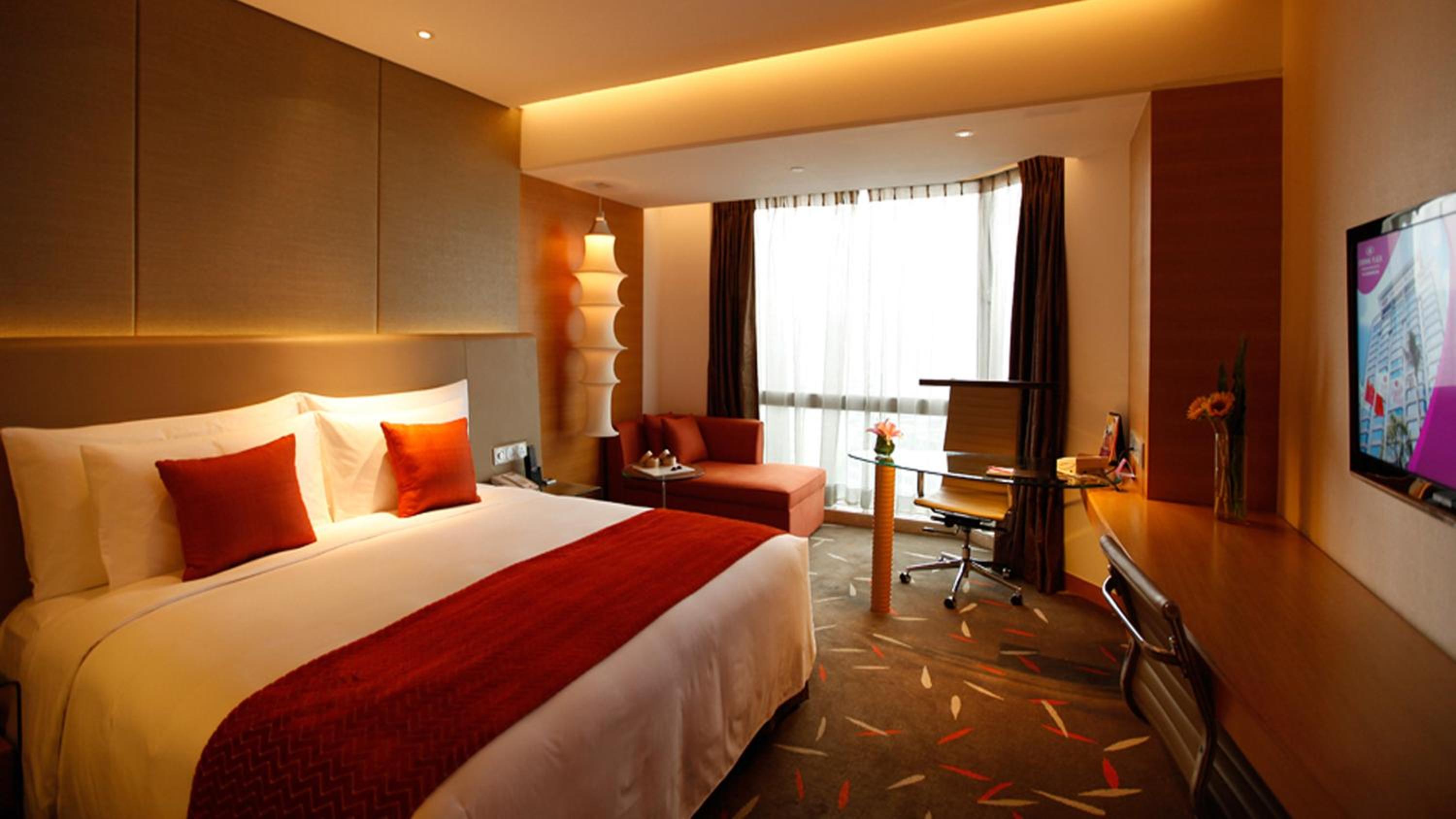 crowne plaza zhongshan wing on city by ihg