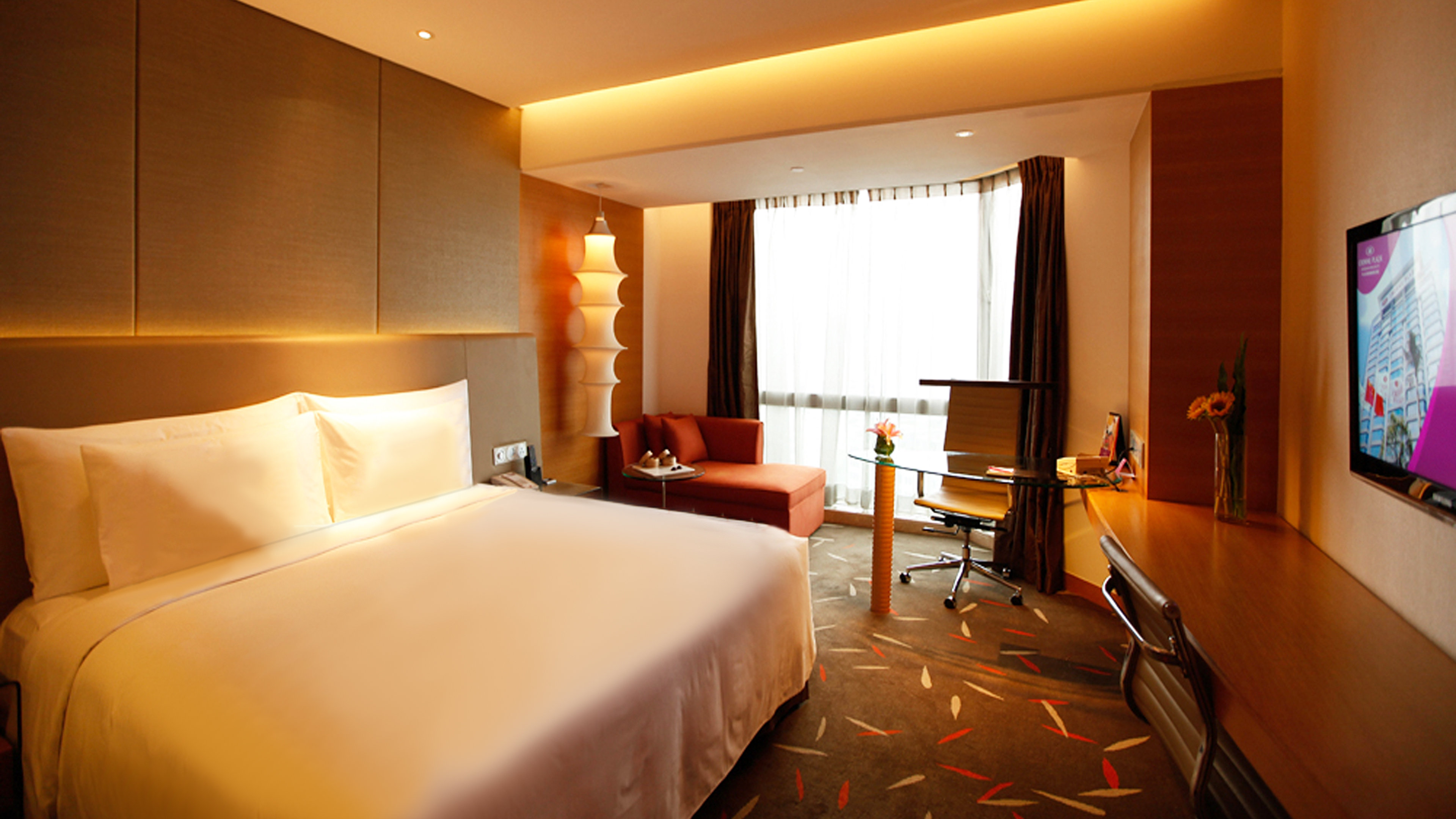 crowne plaza zhongshan wing on city by ihg