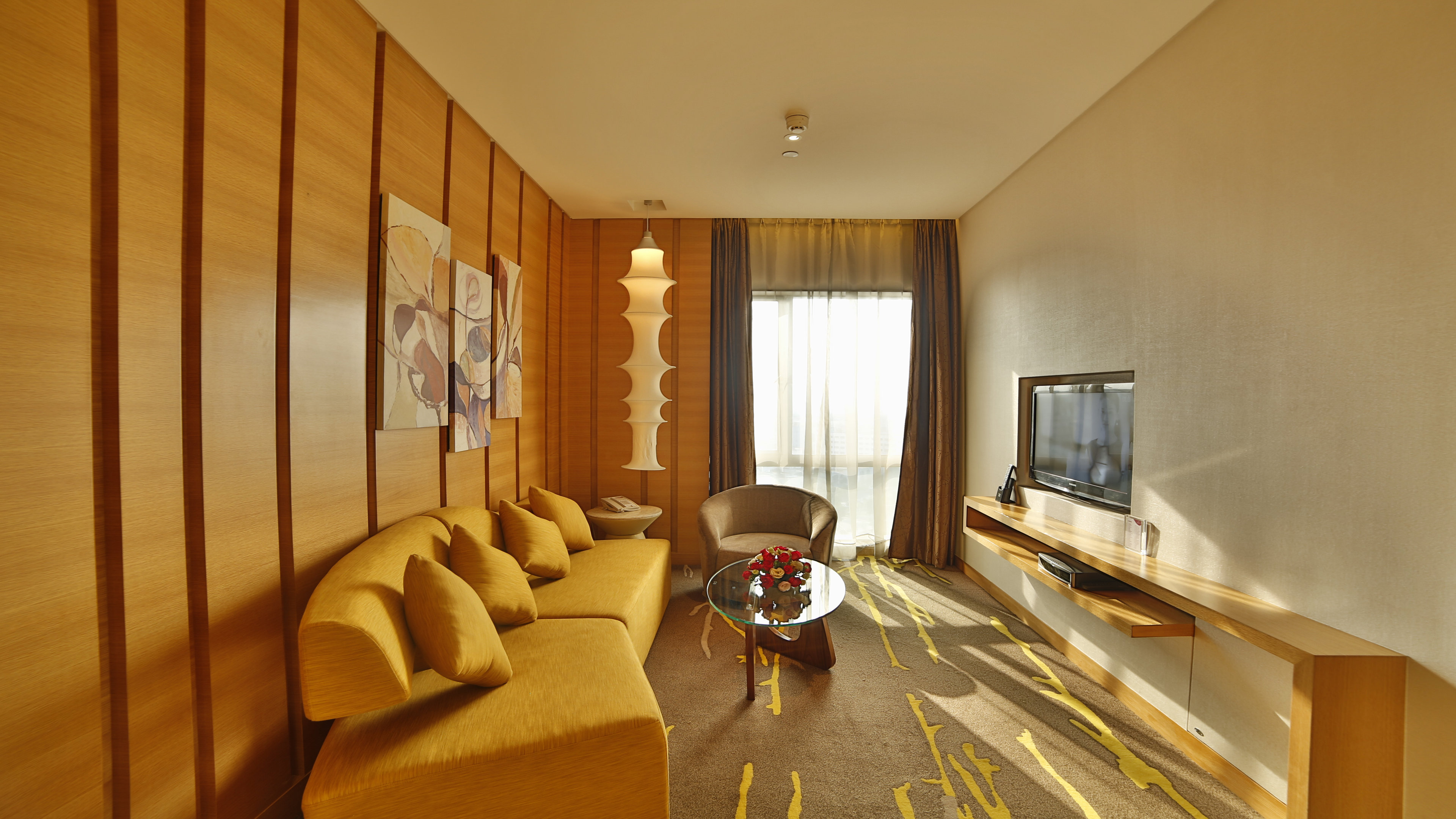 crowne plaza zhongshan wing on city by ihg