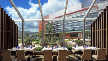 crowne plaza zhongshan wing on city by ihg