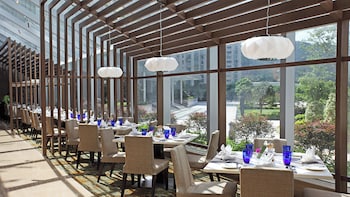 crowne plaza zhongshan wing on city by ihg