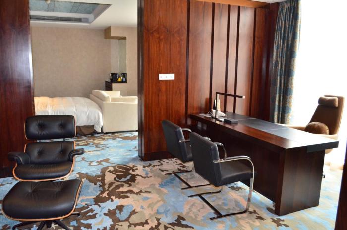 crowne plaza zhongshan wing on city by ihg