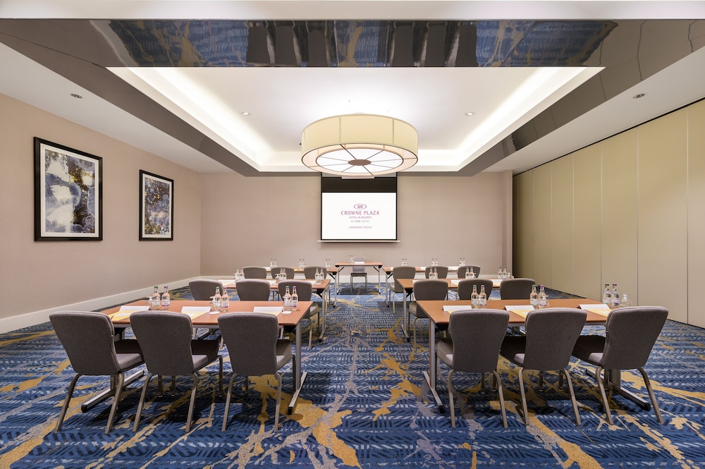 crowne plaza gerrards cross by ihg