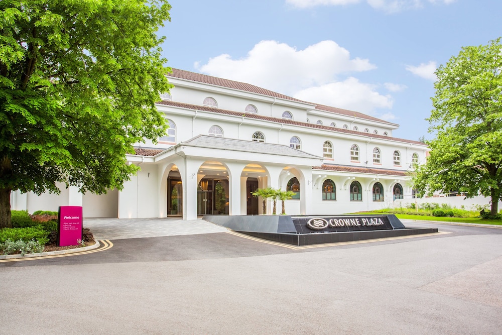 crowne plaza gerrards cross by ihg