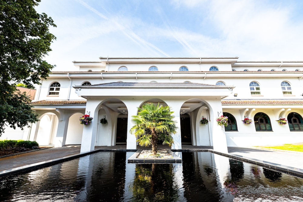 crowne plaza gerrards cross by ihg