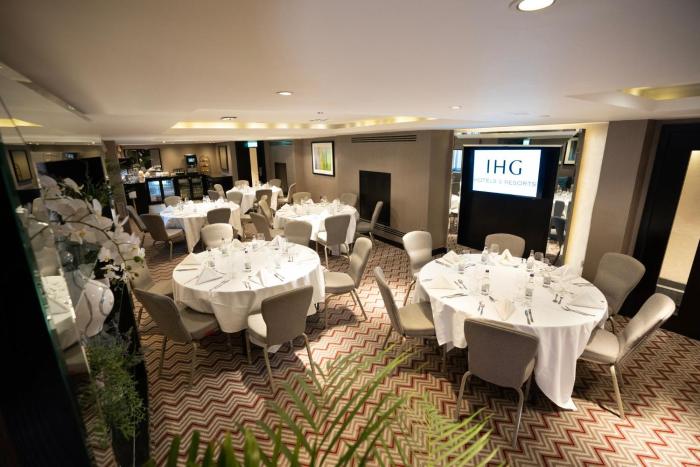 crowne plaza gerrards cross by ihg