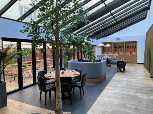 crowne plaza gerrards cross by ihg