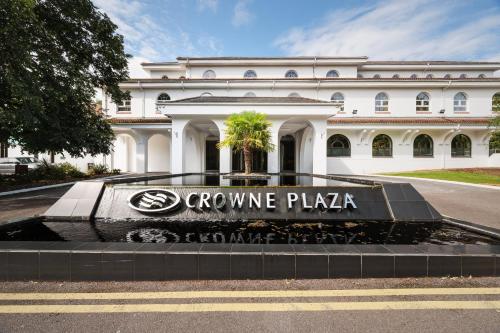 crowne plaza gerrards cross by ihg