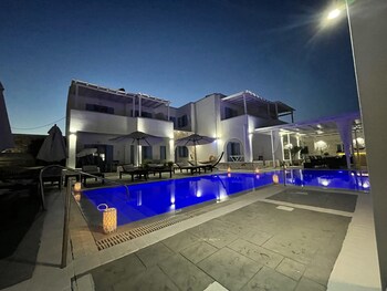 paros