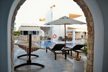 paros