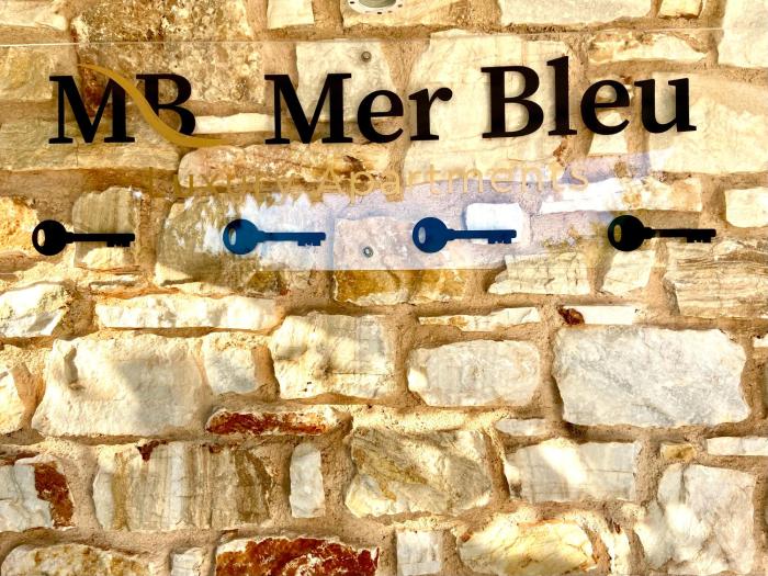 mer bleu luxury apartments