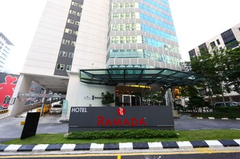 ramada suite penthouse bukit bintang kl