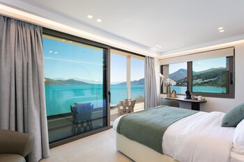 naiades boutique hotel adults only