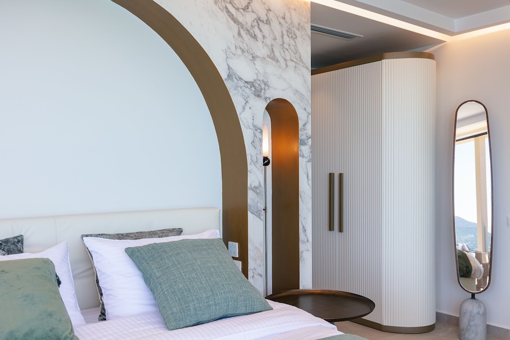 naiades boutique hotel adults only