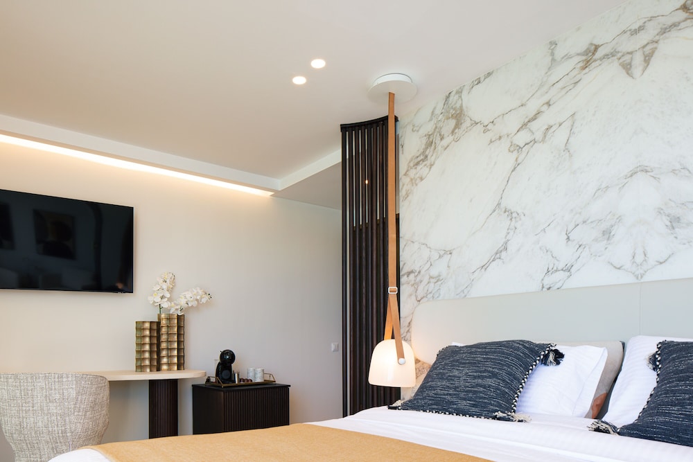 naiades boutique hotel adults only