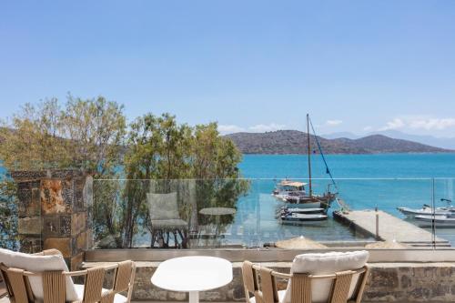 naiades boutique hotel adults only