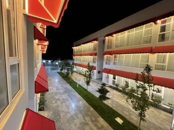 la maison blanche baku