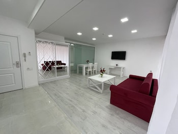 la maison blanche baku