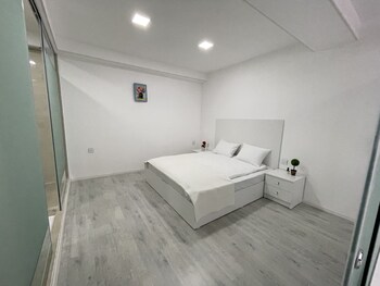 la maison blanche baku