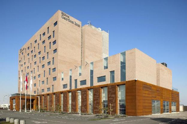 hilton garden inn santiago airport