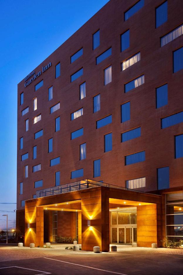 hilton garden inn santiago airport