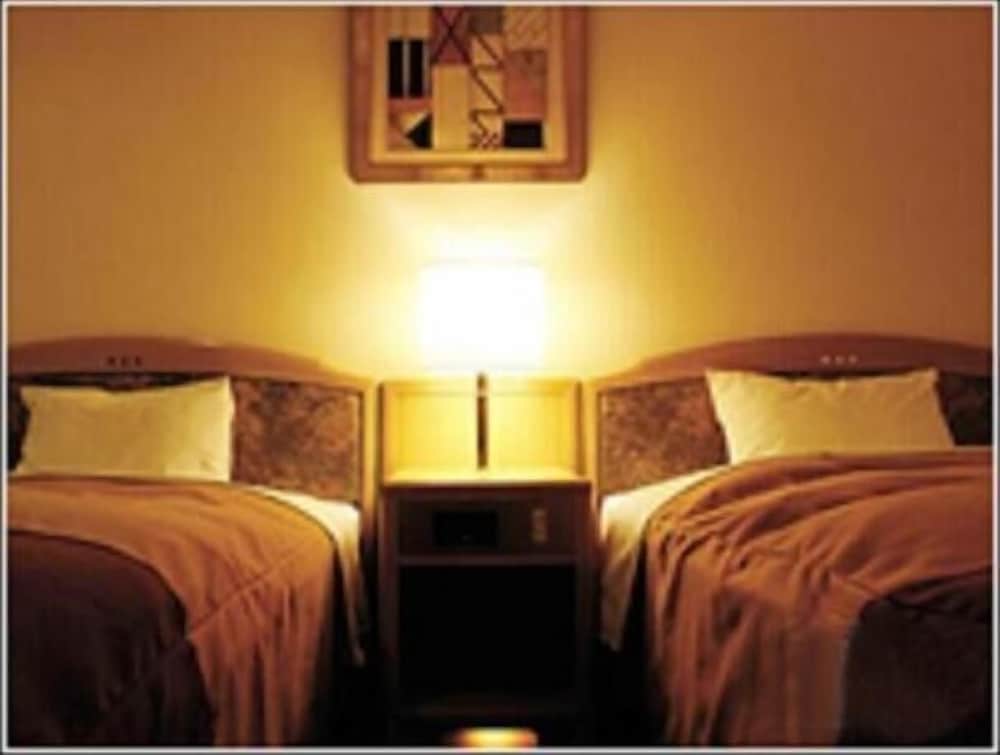 hirosaki plaza hotel