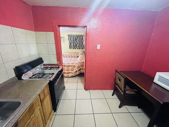 royal palms motel
