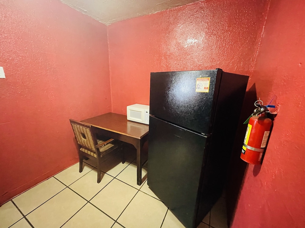 royal palms motel