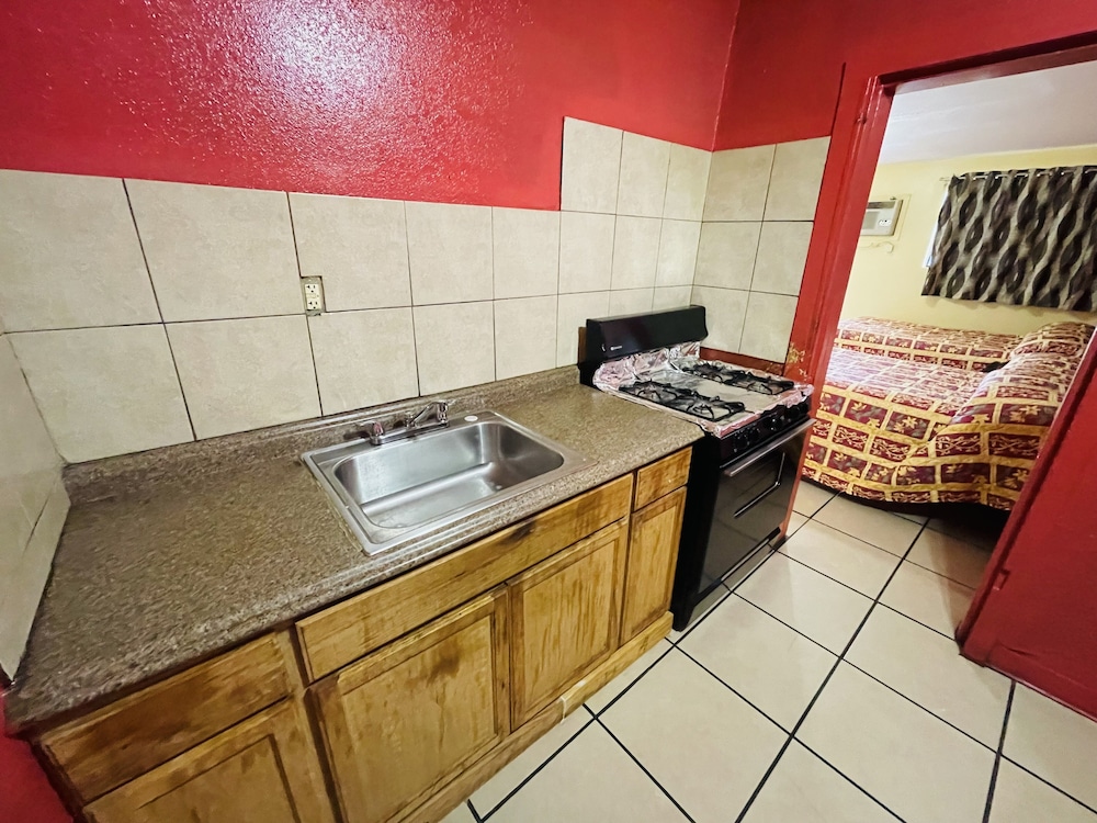 royal palms motel