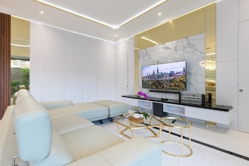 villa louis legian by nagisa bali