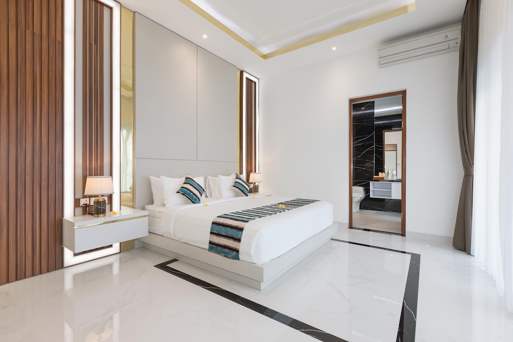 villa louis legian by nagisa bali