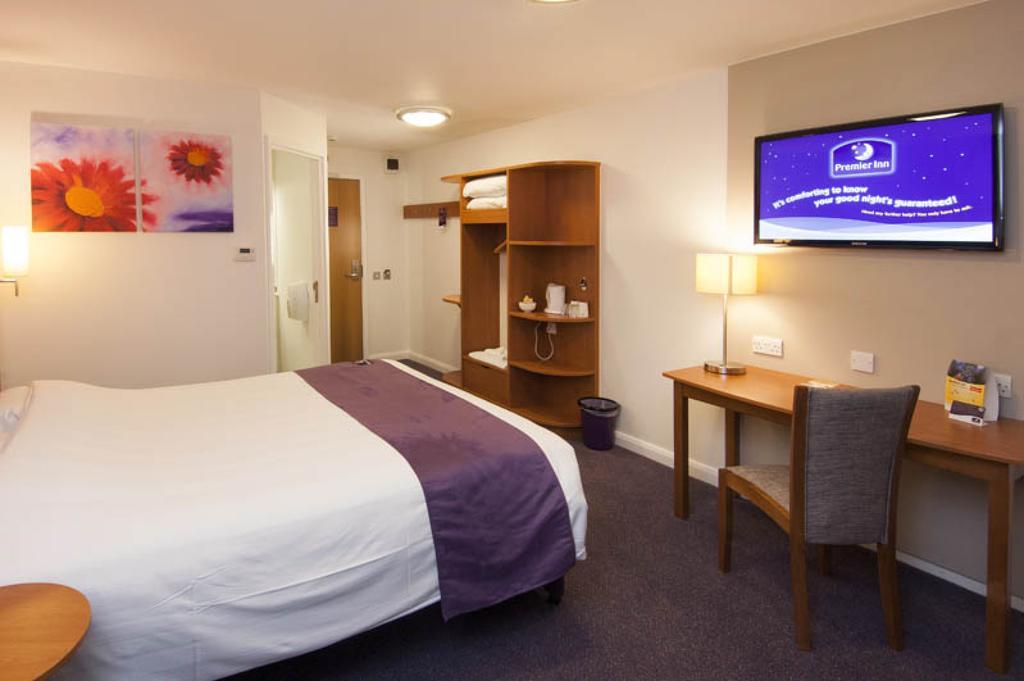 premier inn glasgow cc south