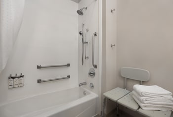Holiday Inn Express Acworth - Kennesaw Northwest By Ihg,Acworth Beach>>Acworth,3 star