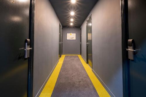 hotel du centre un hotel ammi