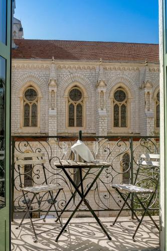 hotel du centre un hotel ammi