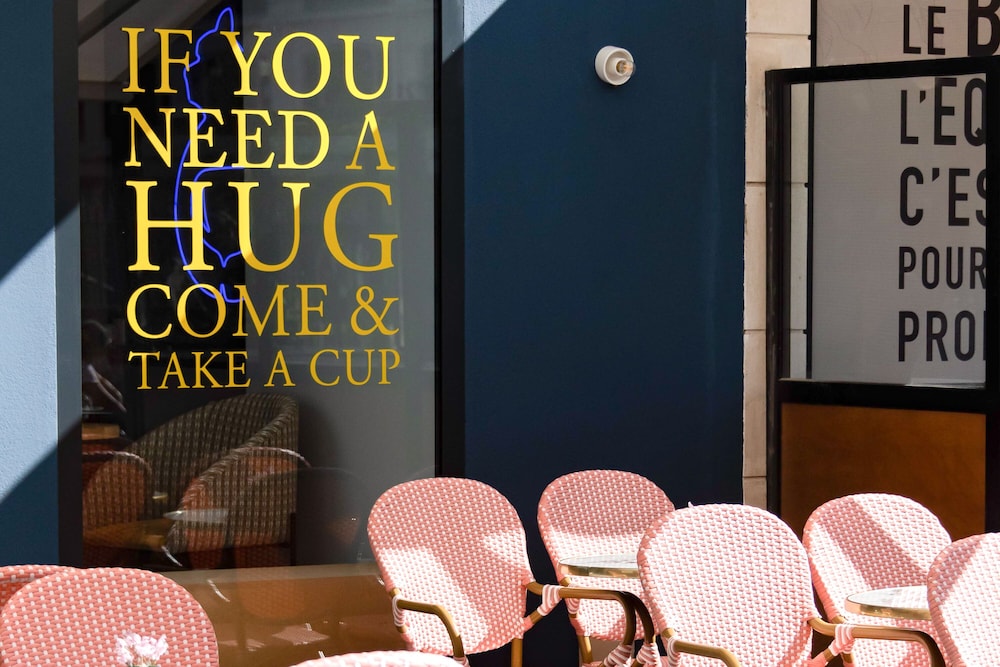 hotel du centre un hotel ammi