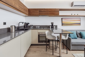 bayview hills luxury residences