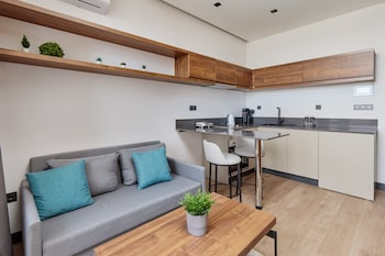 bayview hills luxury residences