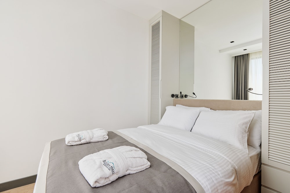 bayview hills luxury residences