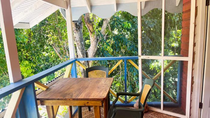 coco mango suites