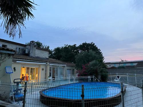 villa de l eguille
