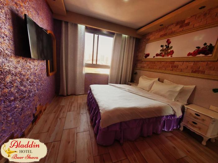 aladdin hotel