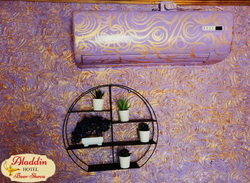 aladdin hotel