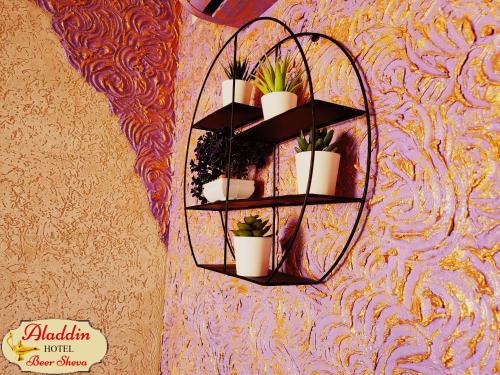 aladdin hotel