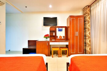 hanz acorn hotel and cafe