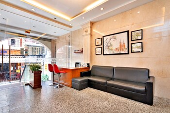 hanz acorn hotel and cafe