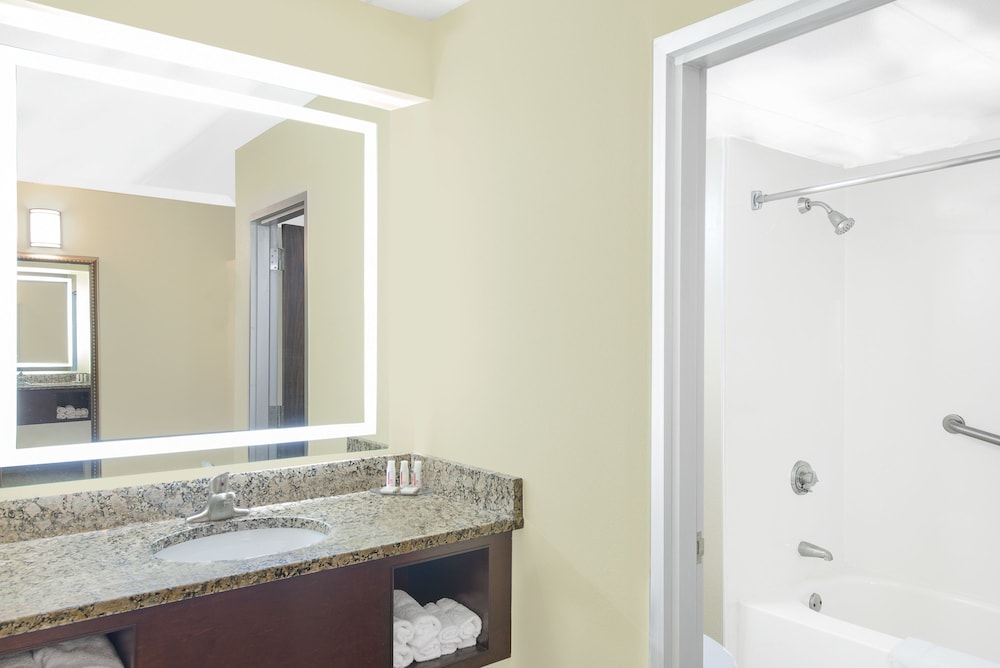 howard johnson by wyndham saugerties