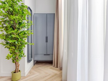 limehome amsterdam hemonystraat