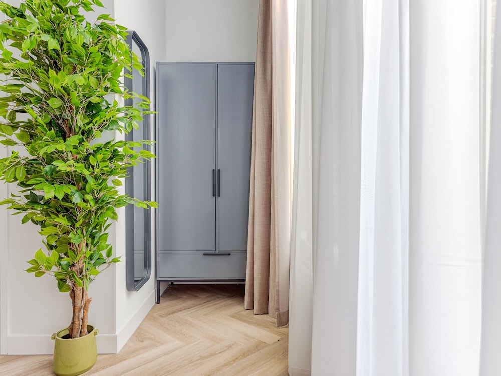 limehome amsterdam hemonystraat